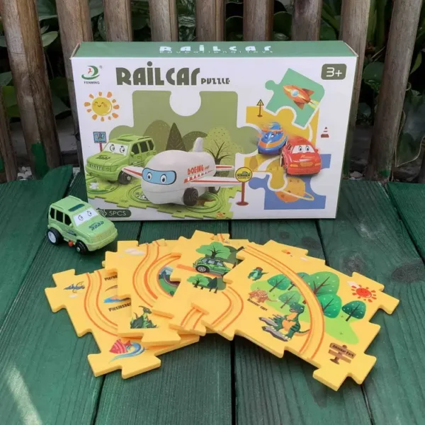 Puzzle Track Car Play Set / DIY Building Block Train Rail Car Toy Puzzle Race Track (random design )