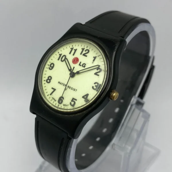 Family Gift Pack of 3 Watches | Best Quality Watches | Daniel Wellington Watch + LG Quartz Watch + Apple Logo Digital Watch | Watches ( Without Box ) (Random Color)