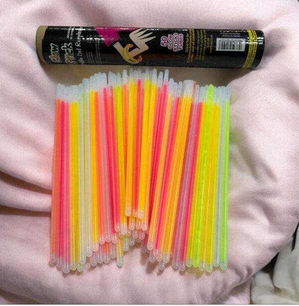 Bright Glow Sticks Party Fluorescence Glow Sticks Bracelets Necklaces Neon For Wedding Party Sticks (50 pcs in box )