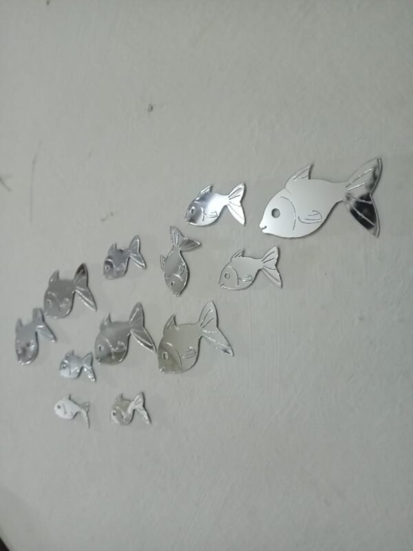 30 Pcs  Acrylic Fishes Mirror Wall Art Decor Fishes Mirror Stickers Decals for Kids Girls Bedroom Bathroom Playroom silver