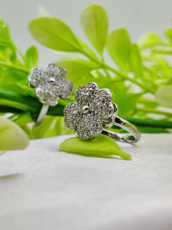 1 Piece Imported Blossoming Elegance Moveable Ring – Gold & Silver Color Options 🌟 | Luxurious Design Ring | Adjustable Ring | Ring For Girls & Women ✨
