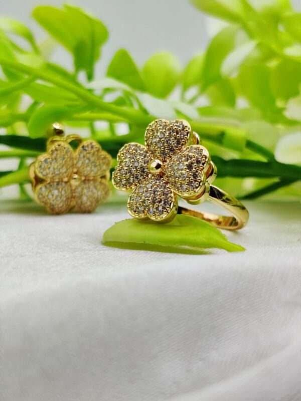 1 Piece Imported Blossoming Elegance Moveable Ring – Gold & Silver Color Options 🌟 | Luxurious Design Ring | Adjustable Ring | Ring For Girls & Women ✨