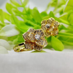 1 Piece Imported Moveable Luxurious Petal Bloom Adjustable Ring – 2 Stunning Color Variants🌟 | Luxurious Design Ring | Adjustable Ring | Ring For Girls & Women ✨
