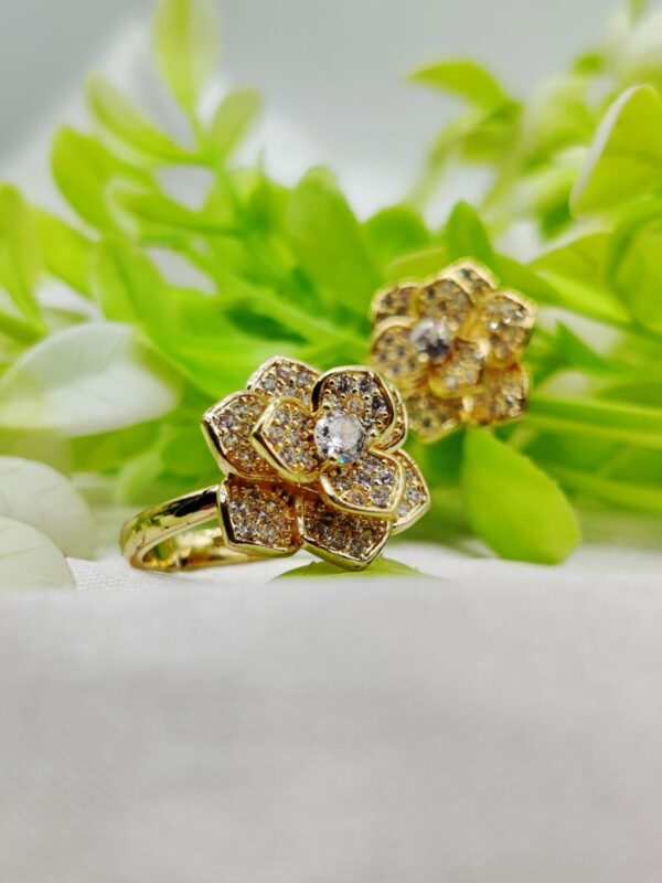 1 Piece Imported Moveable Luxurious Petal Bloom Adjustable Ring – 2 Stunning Color Variants🌟 | Luxurious Design Ring | Adjustable Ring | Ring For Girls & Women ✨