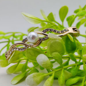 Graceful Adjustable Bracelet with Dazzling Pearl Accent – Imported Elegance | Best Quality Artificial Bracelet For Girls & Women | for Every Occasion