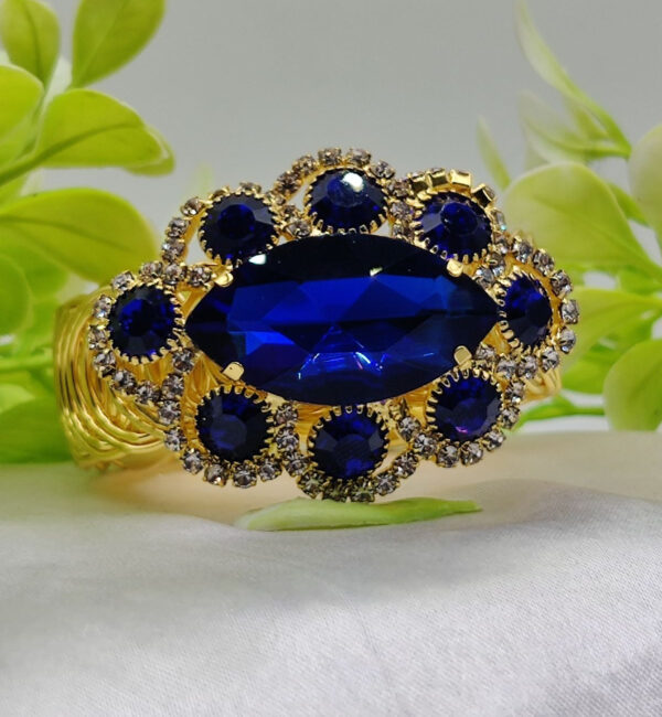 Imported Exquisite Oval Crystal Adjustable Bracelet - Imported Luxury Jewelry | Adjustable Bracelet – Best Quality Artificial Bracelet For Girls & Women | Bracelet For Every Occasion